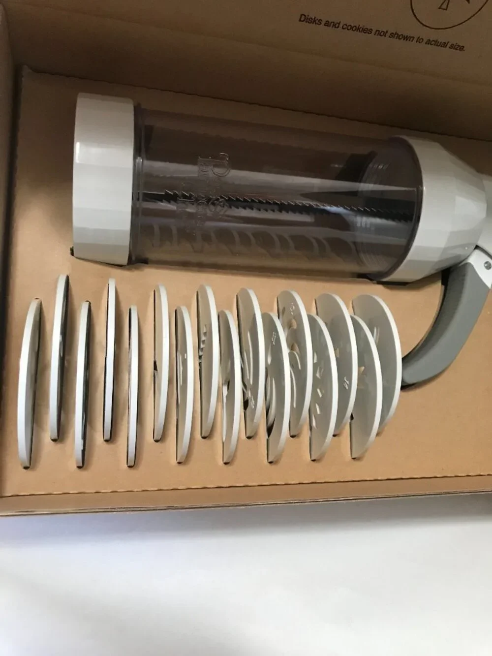 Pampered Chef Cookie Press Model 1525 17 piece